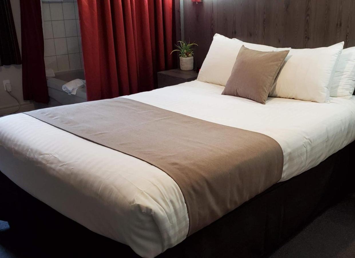 Hotel Et Motel Le Chateauguay Québec Eksteriør bilde